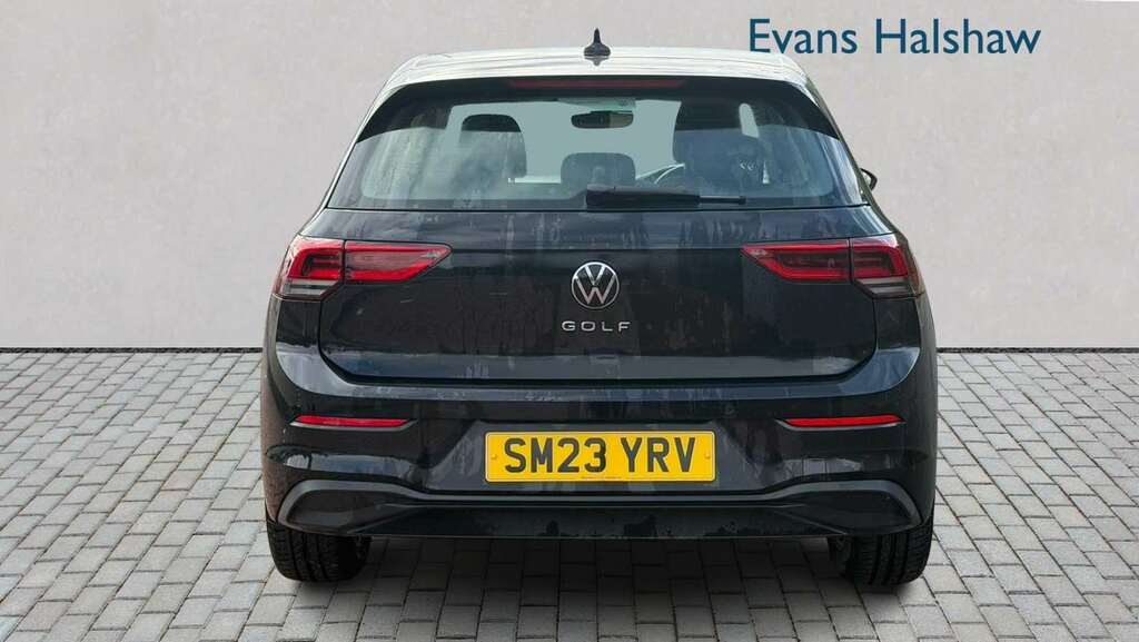 Volkswagen Golf 2.0 Tdi Life Dsg 2023 Black #5