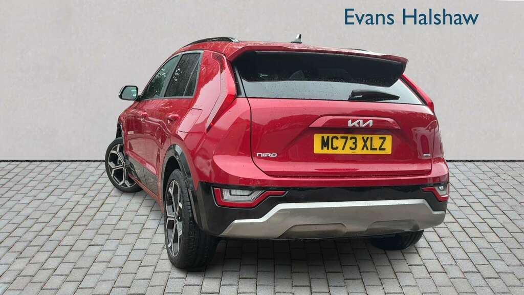 Kia Niro 1.6 Gdi Hybrid 3 Dct 2023 Red #2