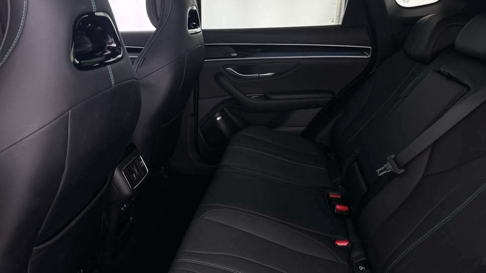 Byd Seal U Design White #13
