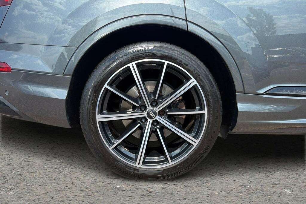 Audi Q7 S Line #11