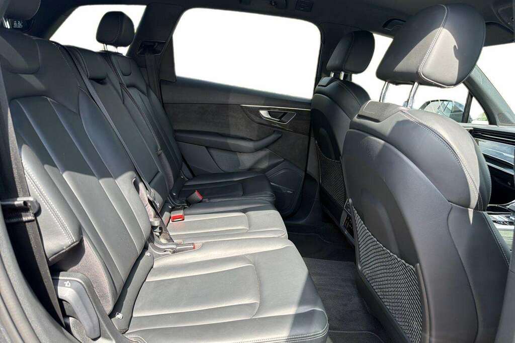 Audi Q7 S Line #21