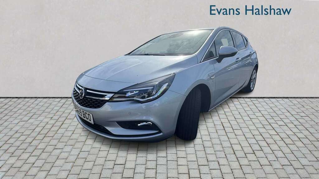 Vauxhall Astra Griffin White #3