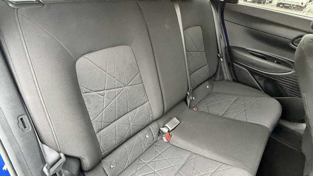 Hyundai Bayon Hatchback Red #11