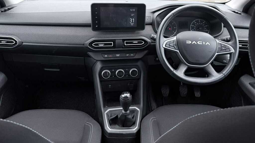 Dacia Sandero Essential White #8