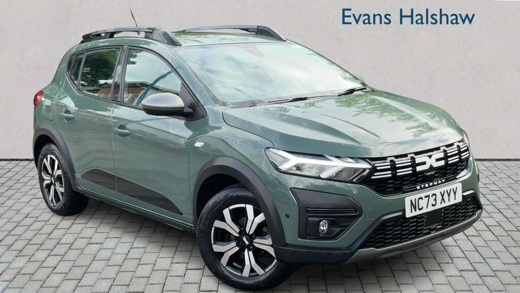 Dacia Sandero Stepway 1.0 Tce Journey 2023 Green
