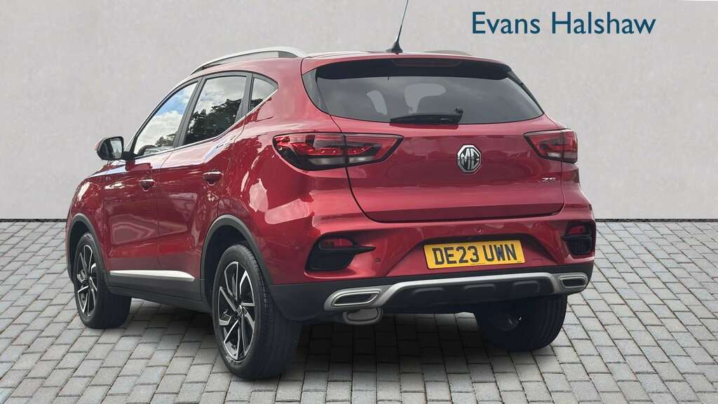 MG ZS 1.0T Gdi Exclusive Dct 2023 DE23UWN Red #2