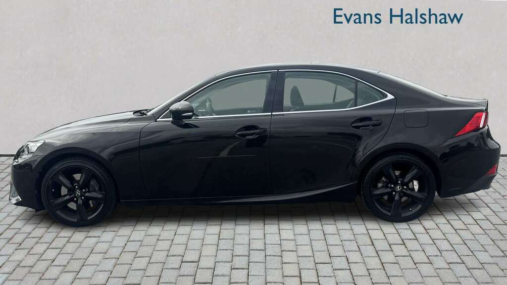 Lexus IS 200T Sport 2015 Black #4