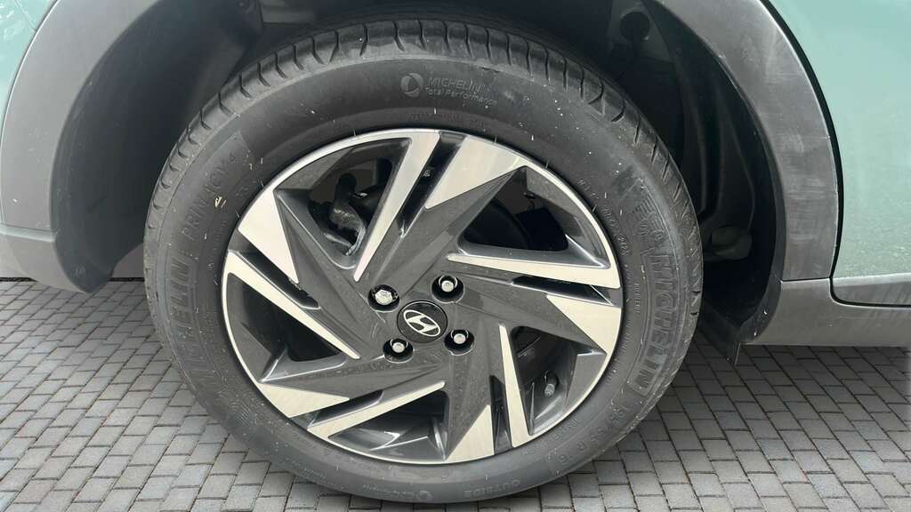 Hyundai Bayon 1.0 Tgdi 48V Mhev Se Connect Dct 2023 Green #6