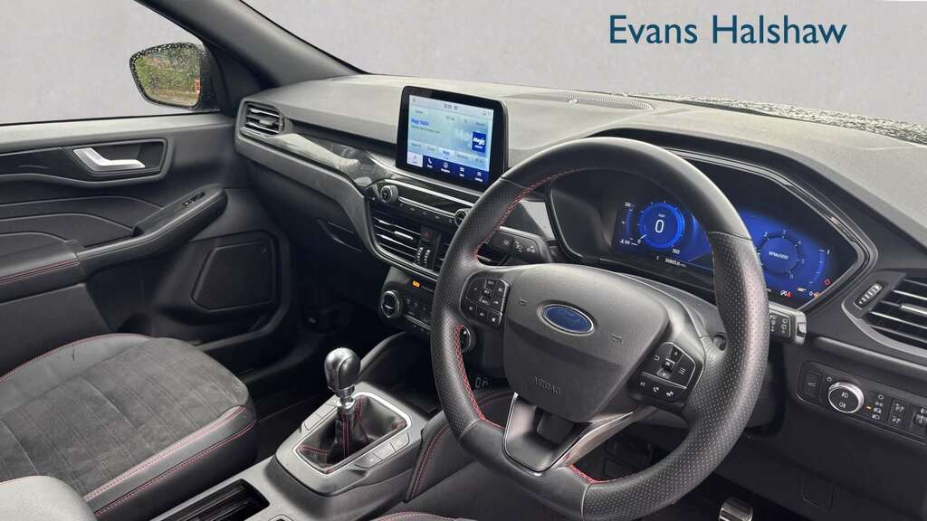 Ford Kuga 1.5 Ecoblue St-line Edition 2021 YP71FUW Black #2