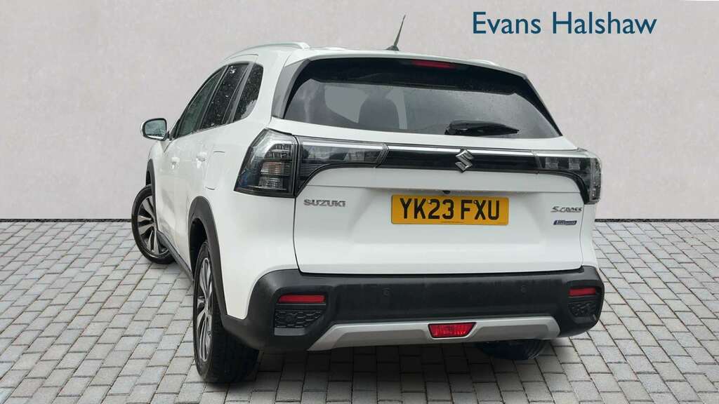 Suzuki S Cross 1.4 Boosterjet 48V Hybrid Ultra Allgrip 2023 White #2