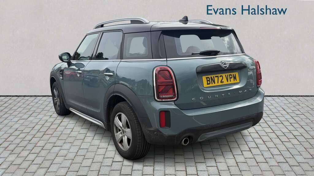 Mini Countryman 1.5 Cooper Classic 2022 BN72VPM Green #4