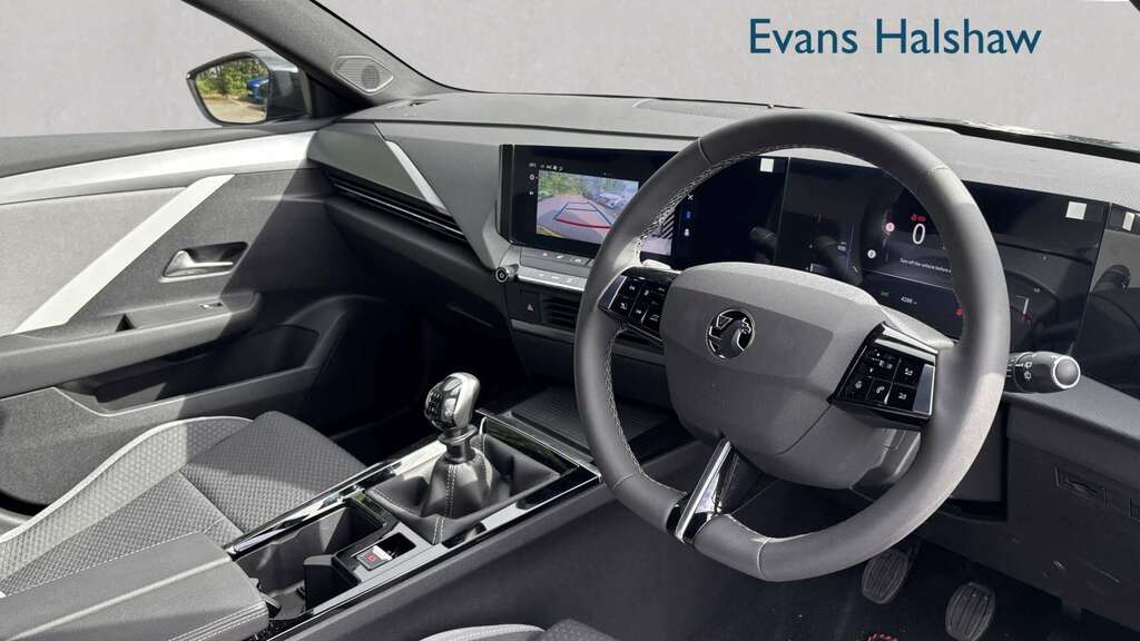 Vauxhall Astra Griffin Black #2