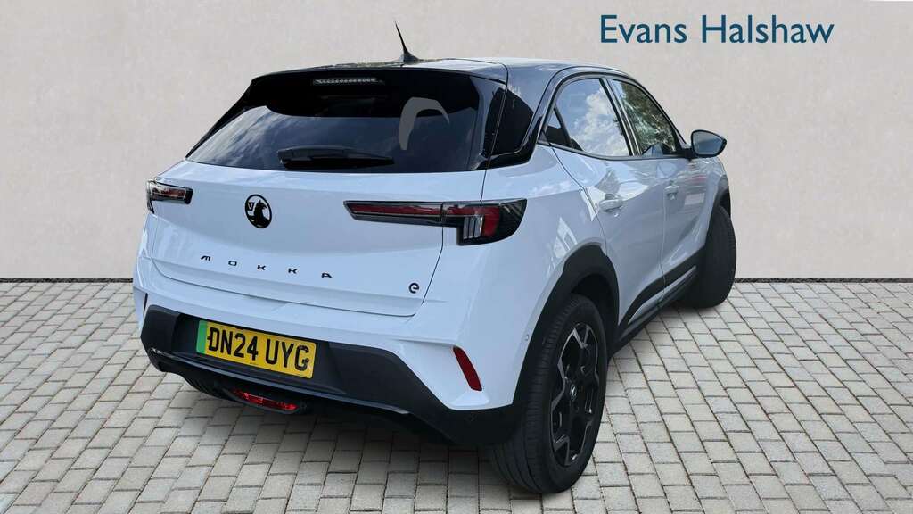 Vauxhall Mokka-e 100Kw Ultimate 50Kwh 2024 White #4