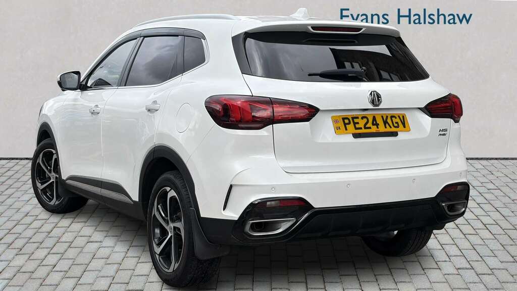 MG HS 1.5 T-gdi Phev Trophy 2024 White #2