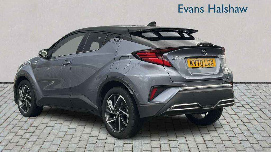 Toyota C-Hr 2.0 Hybrid Dynamic Cvt 2020 Grey #2