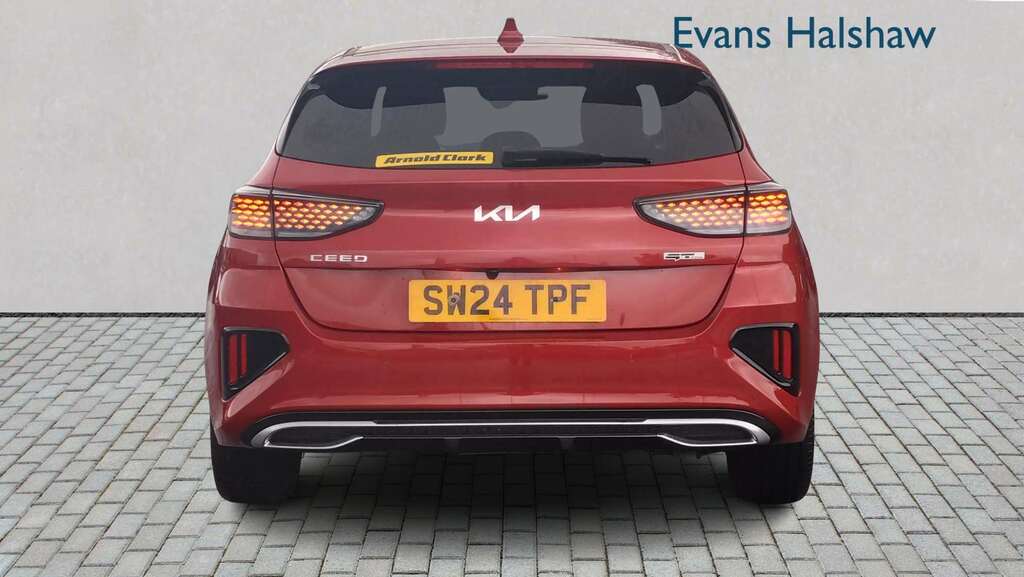 Kia Ceed 1.5T Gdi Isg 138 Gt-line Dct 2024 SW24TPF Red #5