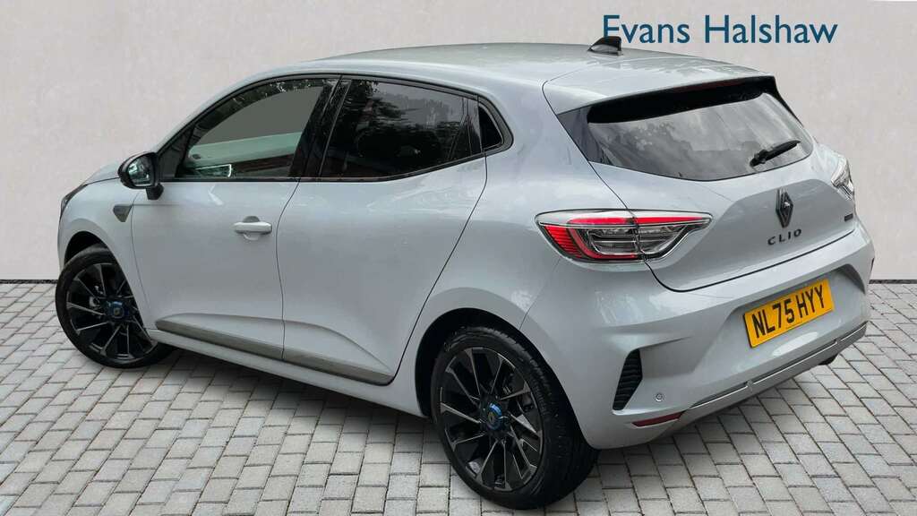 Renault Clio 1.6 E-tech Full Hybrid 145 Esprit Alpine NL75HYY Grey #2