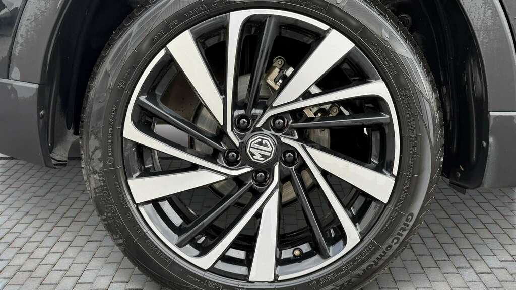 MG ZS 1.5 Hybrid Trophy 2026 LJ75JPZ Black #6