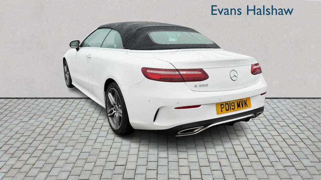 Mercedes-Benz E Class E300 Amg Line Premium Plus 9G-tronic 2019 PO19MVK White #5