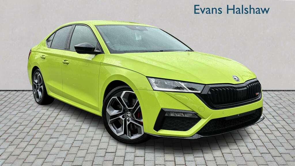 Skoda Octavia 2.0 Tsi Vrs Dsg 2023 Green