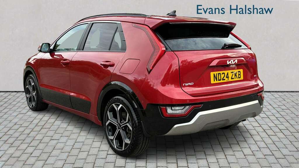 Kia Niro 1.6 Gdi 127 Hybrid 4 Dct 2024 Red #5