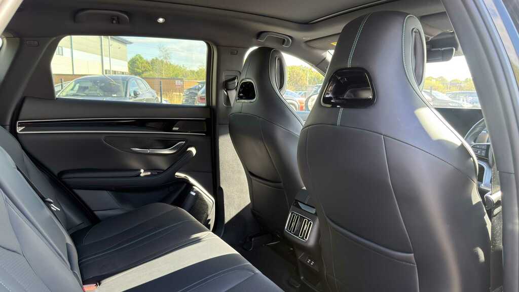 Byd Seal U 1.5 Dm-i Comfort 2025 Black #5