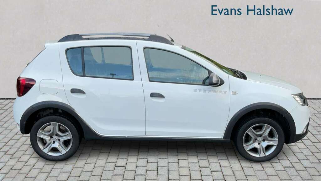 Dacia Sandero Stepway 0.9 Tce Essential 2020 White #3