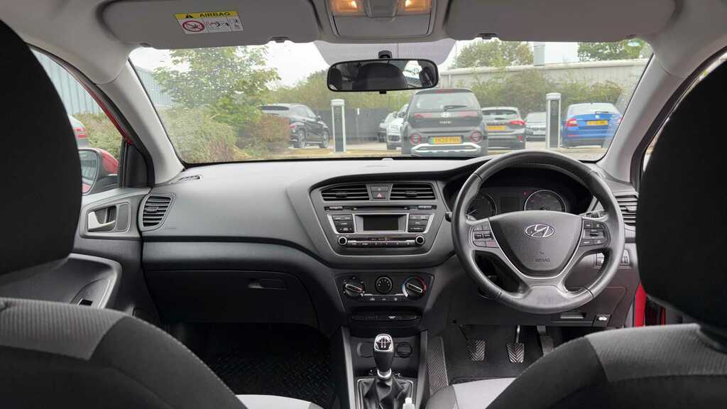 Hyundai I20 Se T-gdi Silver #11