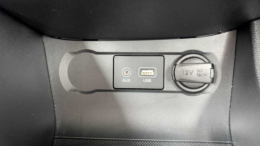 Hyundai I20 Se T-gdi Silver #17
