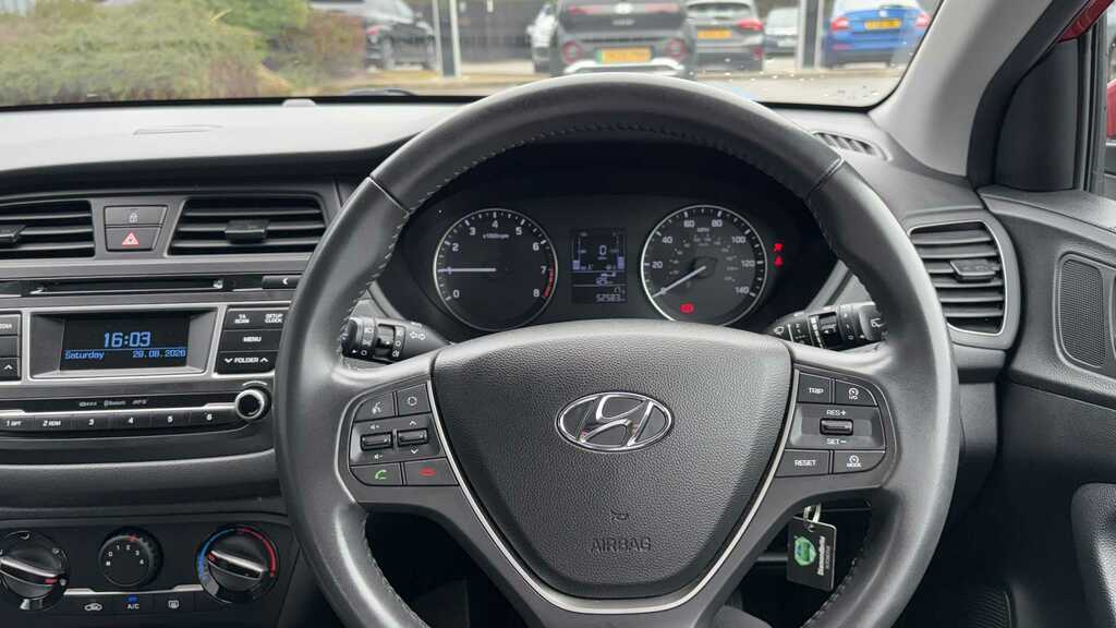 Hyundai I20 Se T-gdi Silver #13
