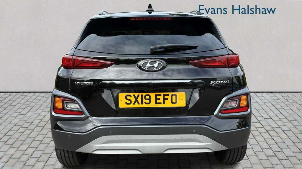 Hyundai Kona 1.6 Gdi Hybrid Premium Dct Hatchback Red #6