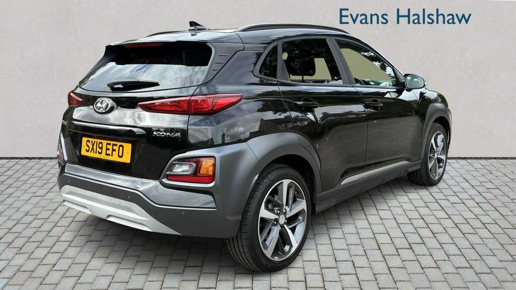 Hyundai Kona 1.6 Gdi Hybrid Premium Dct Hatchback Red #7