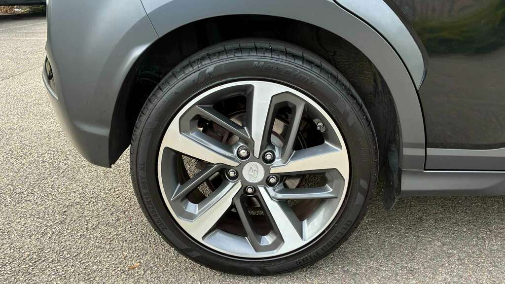 Hyundai Kona 1.6 Gdi Hybrid Premium Dct Hatchback Red #18