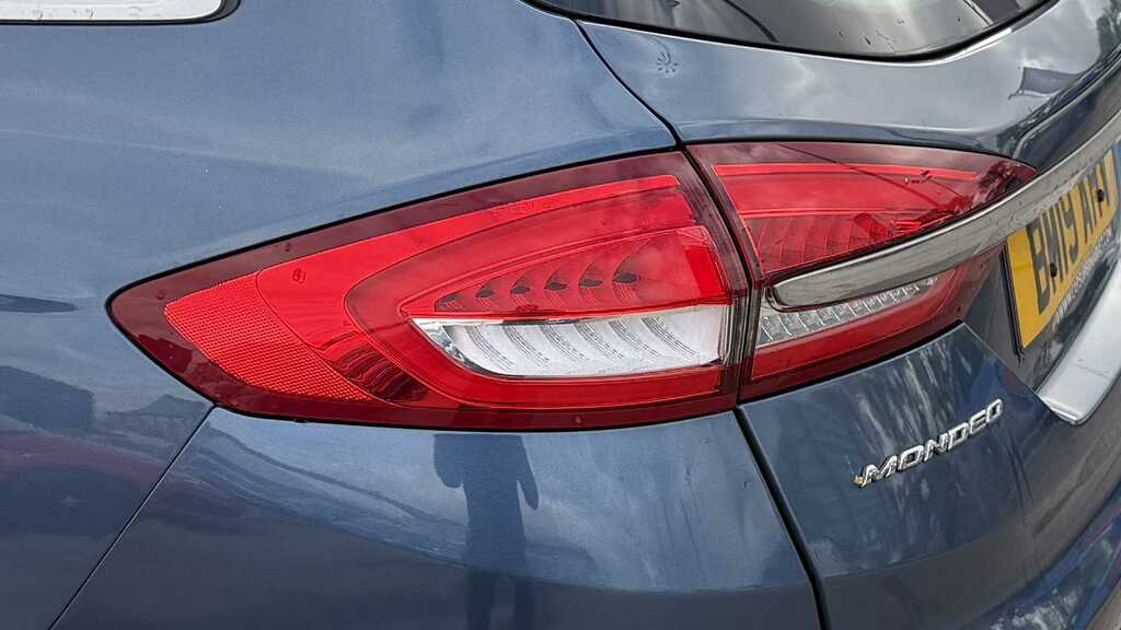 Ford Mondeo Titanium Edition Blue #14
