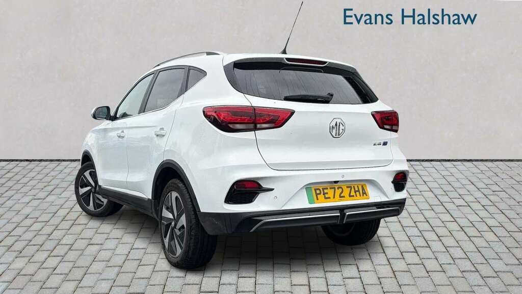 MG ZS 115Kw Trophy Ev Long Range 73Kwh 2022 PE72ZHA White #2