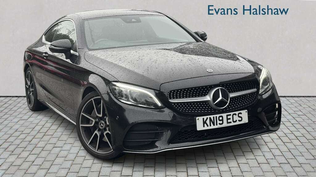 Mercedes-Benz C Class C300d Amg Line Premium 9G-tronic 2019 Black