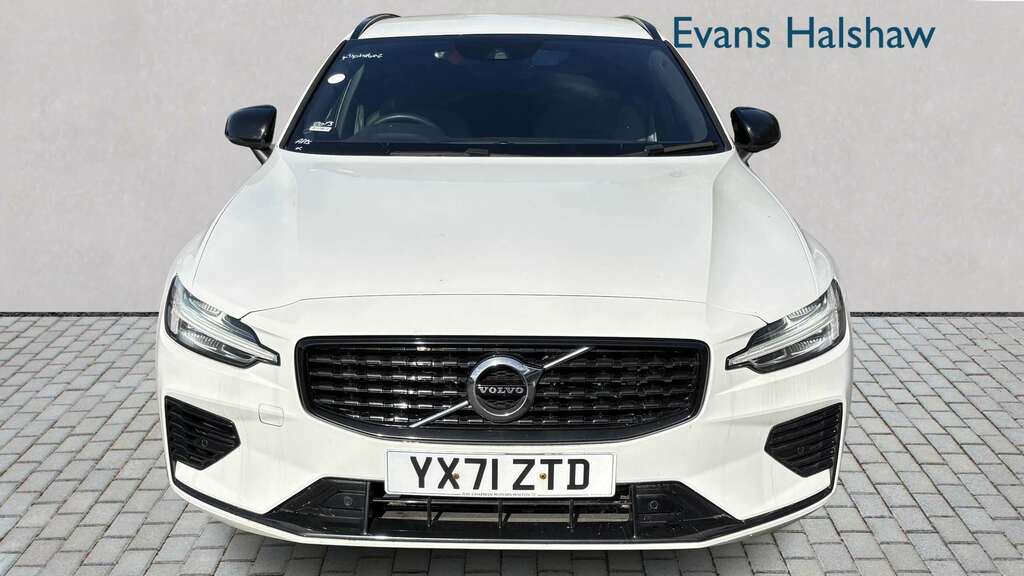 Volvo V60 2.0 T6 Recharge Phev R Design Awd 2021 White #3