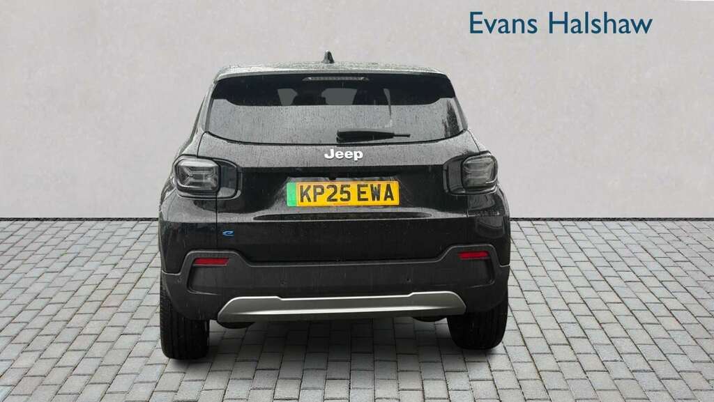 Jeep Avenger 115Kw Summit 54Kwh 2025 Black #4