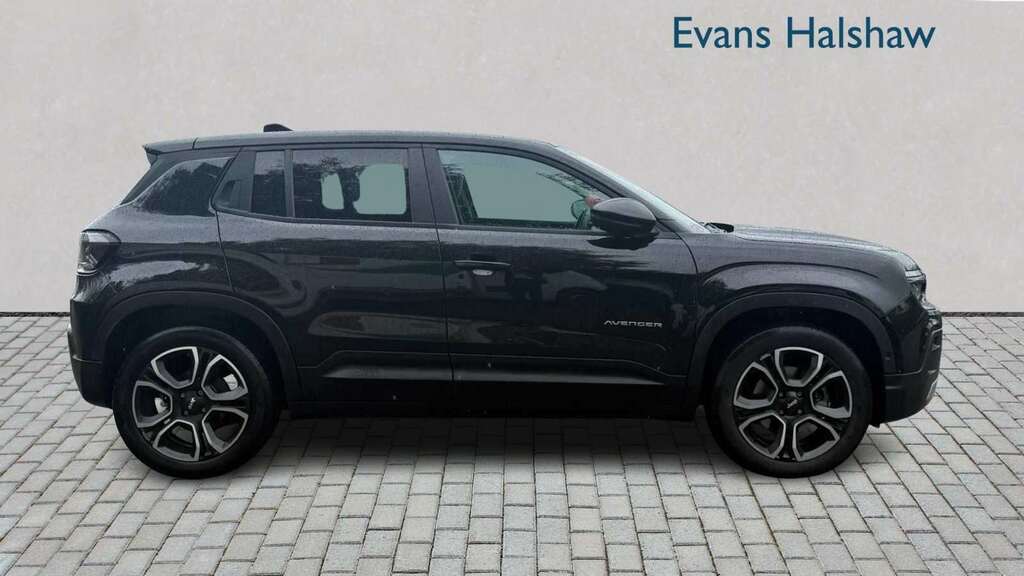 Jeep Avenger 115Kw Summit 54Kwh 2025 Black #5
