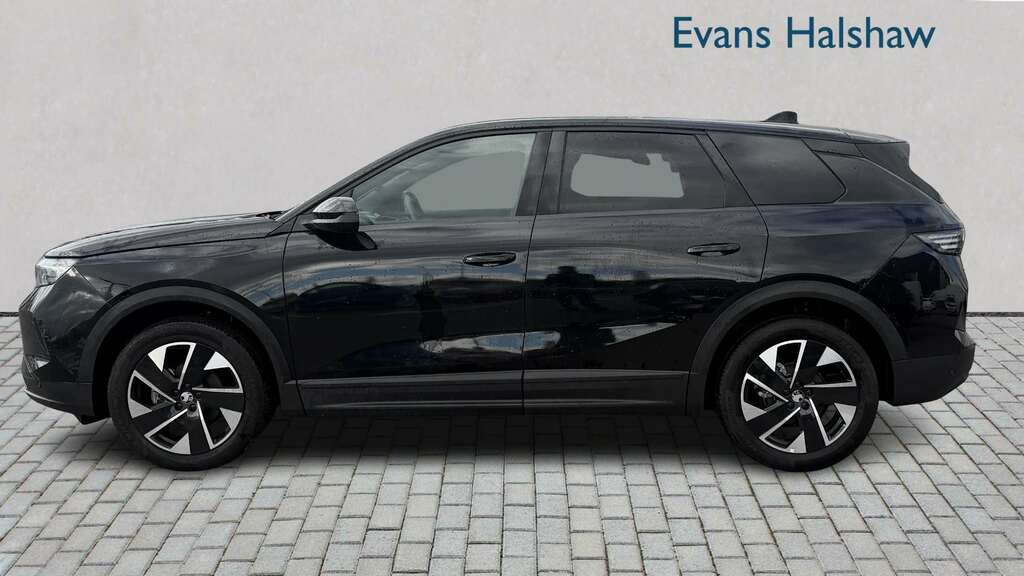 Vauxhall Grandland 1.2 Hybrid 136 Ultimate E-dct6 Pan Roof 20 Black #3