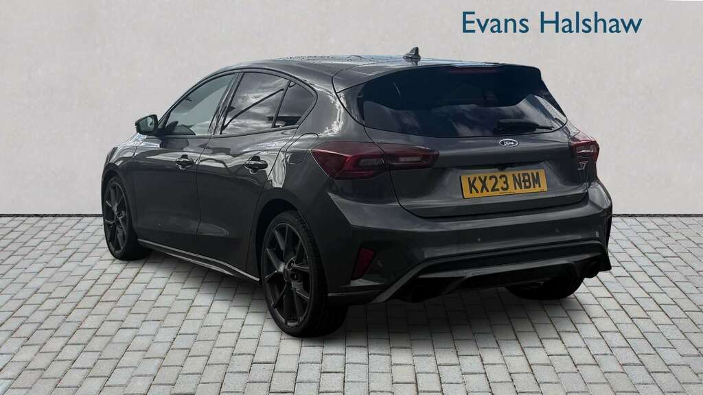 Ford Focus 2.3 Ecoboost St 2023 KX23NBM Grey #2