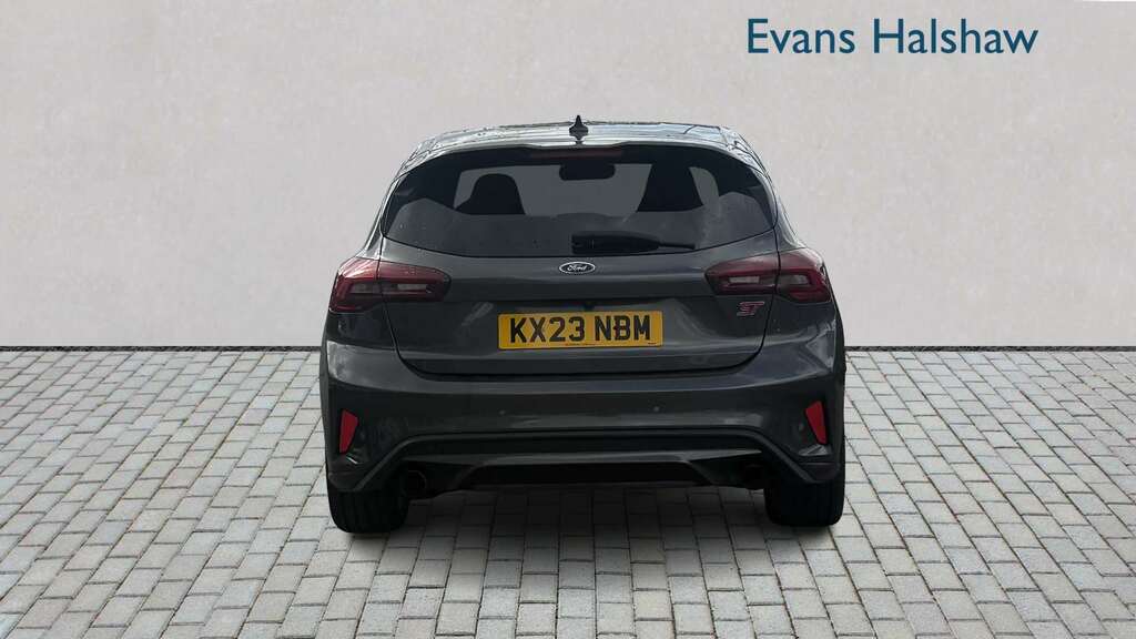 Ford Focus 2.3 Ecoboost St 2023 KX23NBM Grey #5