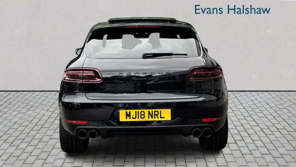 Porsche Macan Gts Pdk 2018 Black #4