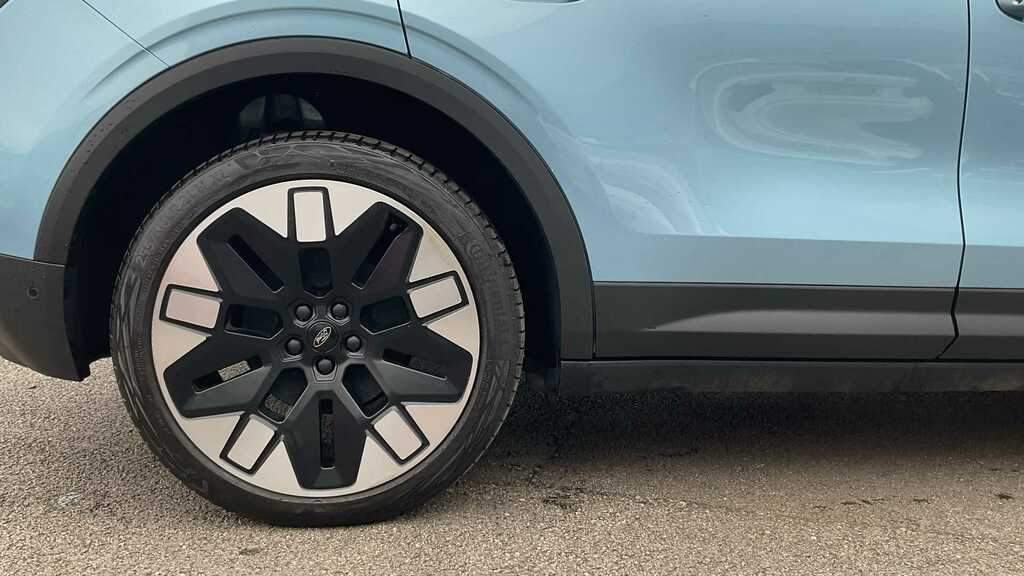 Ford Explorer 210Kw Select 77Kwh Black #13