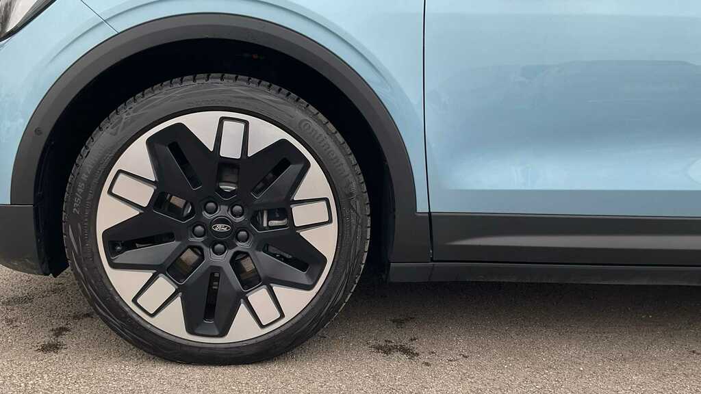 Ford Explorer 210Kw Select 77Kwh Black #11