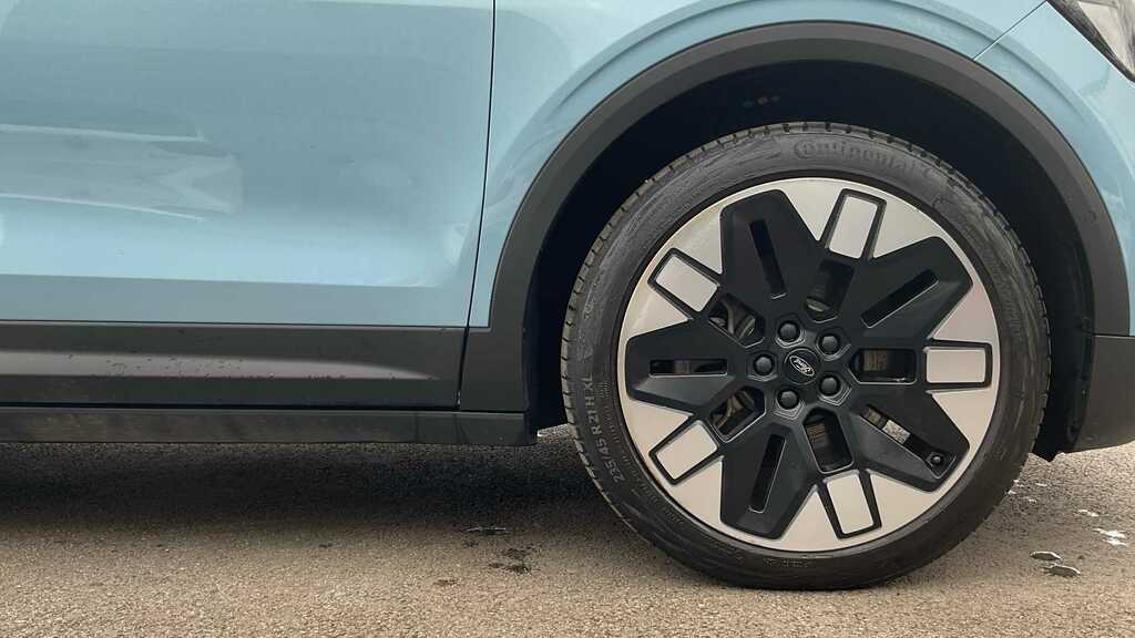 Ford Explorer 210Kw Select 77Kwh Black #10
