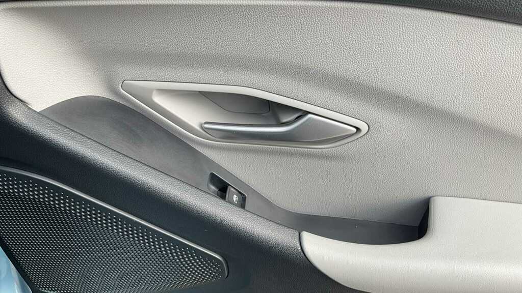 Ford Explorer 210Kw Select 77Kwh Black #33