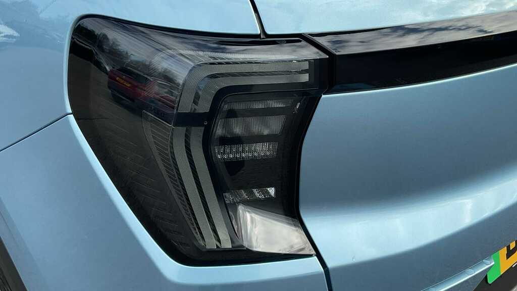 Ford Explorer 210Kw Select 77Kwh Black #35