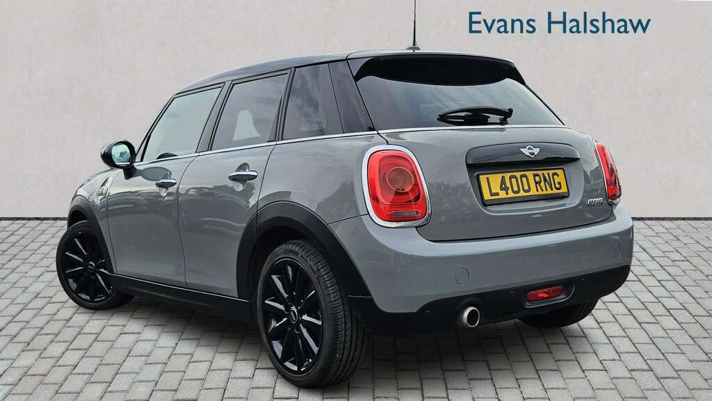 Mini Hatch 1.5 Cooper Hatchback Steptronic 136 P Grey #2