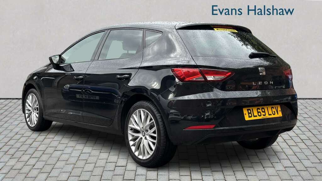 Seat Leon 1.5 Tsi Evo Se Dynamic Ez 2019 Black #2